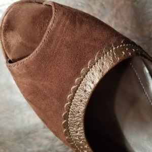 Peep-toe Suede heels